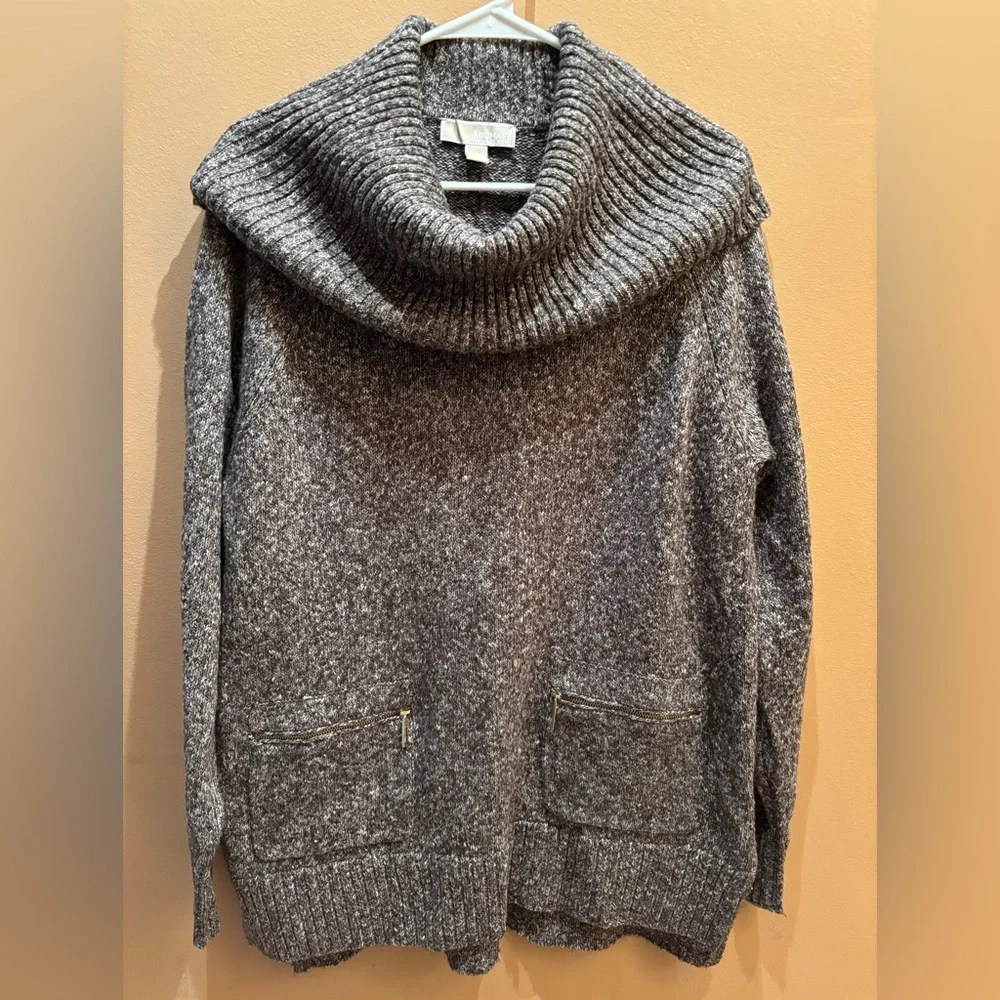 Michael Kors gray marled knit cowl neck pullover sweater with zip pockets Large